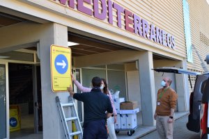 Preparativos ayer en el exterior del Palacio de los Juegos.