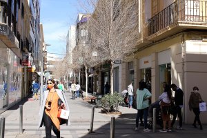 Una de las calles más comerciales de la capital almeriense.