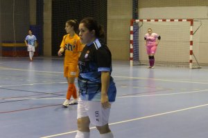 Las jugadoras finenses siguen dando pasos hacia la permanencia.