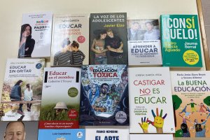 Libros disponibles en la Biblioteca pulpileña.