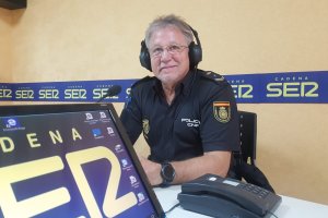 José Alcocer, en una intervención en la Cadena Ser Almería