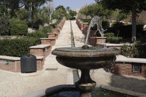 El agua regresa a La Alcazaba.