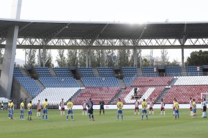 La imagen corresponde al primer partido sin público en el Mediterráneo.