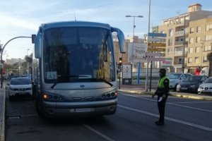 Los agentes supervisarán también los sistemas de retención infantil.