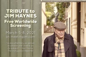 Cartel de las proyecciones abiertas en recuerdo a Jim Haynes.