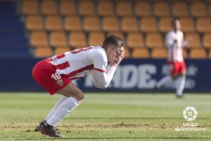 Nikola Maras se lamenta en una de las jugadas del partido.