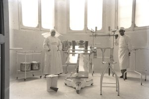 Quirófano del Hospital Provincial en 1934, en el mismo lugar donde Romero realizó su proeza.