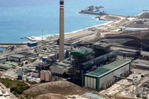La central térmica de Carboneras se encuentra en proceso de cierre.