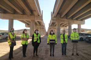 Imagen de febrero de una visita de las consejeras de Fomento y Agricultura a las obras de la Autovía del Almanzora, entre El Cucador y La Concepción.