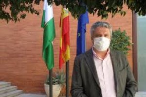 Juan de la Cruz Belmonte, delegado de Salud en Almería.