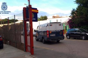 La Policía Nacional de Almería ha sido la encargada de detener al prófugo.