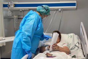 Los hospitalizados este domingo son 130.