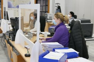 Hay un sistema de cita previa, que se deberá solicitar en el Ayuntamiento.