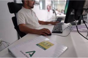 El 112 informa del suceso ocurrido este lunes en Adra.