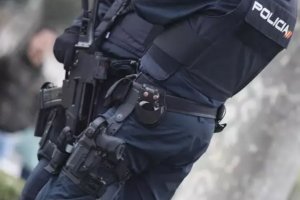 Imagen de archivo de dos agentes de la Policía Nacional.