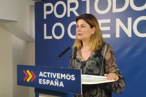 Rosalía Espinosa, ayer, en la sede del PP.