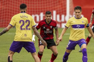 El Almería no vence en Anduva.