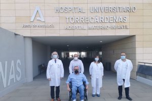 Manuel Vida, Felipe Cañadas y Toñi Alcaraz, responsables de Torrecárdenas, con Eugenio García y Antonio Fernández.