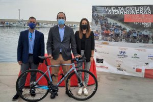 Presentación de la carrera en el Puerto de Carboneras.