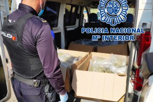 Vehículo en el que se hallaron más de 30 kilos de marihuana.