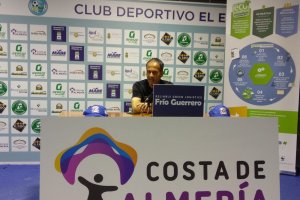 El entrenador del Club Deportivo El Ejido, Fran Alcoy.