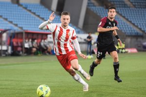 Iván Balliu sigue confiando en el ascenso del Almería.