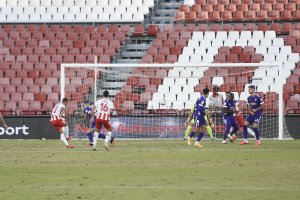 El Sporting ganó en el Mediterráneo en la primera vuelta con gol de Djuka.