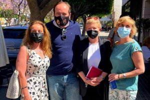 El objetivo de la reunión ha sido \"trasladar las demandas de los vecinos\".