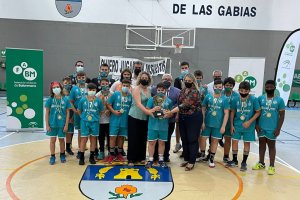 Cajamar Urci Almería se impuso en la final al Balonmano Roquetas.