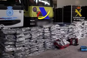 La Guardia Civil, la Policía Nacional y la Agencia Tributaria intervienen 12 toneladas de hachís