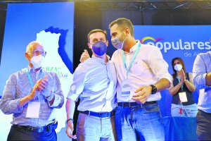 Gabriel Amat, Javier A. García y Ramón Fernández-Pacheco.