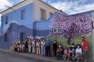 Mural elaborado por el artista huercalense Nico Navarro.