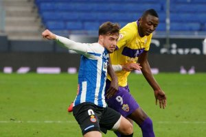 Umar Sadiq es el hombre del mercado en el Almería.