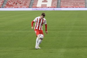 Iván Balliu se acerca cada vez más a Primera División.