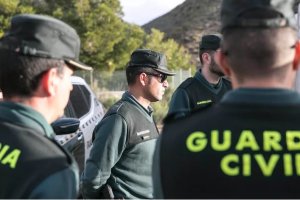 Imagen de archivo de agentes de la Guardia Civil de Almería.