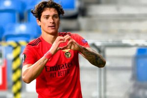 Darwin Núñez está lesionado pero verá a alguno de sus excompañeros.