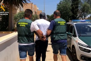 Detención del sospechoso (imagen: GC)