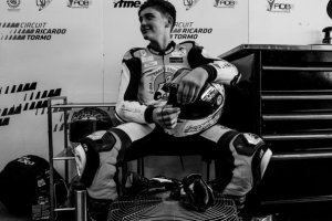 El joven piloto onubense ha perdido la vida en el circuito.