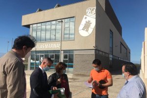 Junta trabaja \"para dar solución inmediata\" a los \"problemas de espacio\" en colegios de Roquetas.