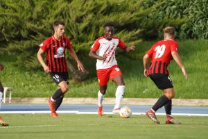 Appiah en el partido ante el Pulpileño en el campo Anexo.