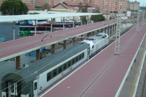 Los trenes de Almería recuperan el horario antiguo.