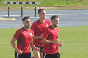 Aguza, Petrovic y Vada.