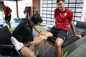 Villar se pone a punto.