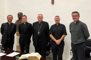 Foto de familia de la toma de posesión del nuevo rector del Seminario.