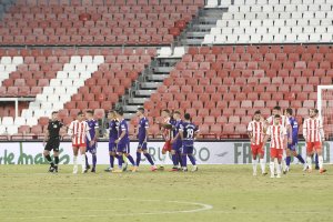 El Almería perdió el pasado año frente al Real Sporting en su estreno como local.
