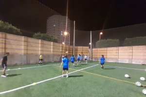 Las jugadoras celestes en plena sesión de entrenamiento.