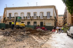 Obras en la Plaza de la Administración Vieja.