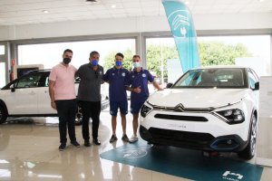 Puesta de largo de Higón y García en Citroën Ejido Motor.