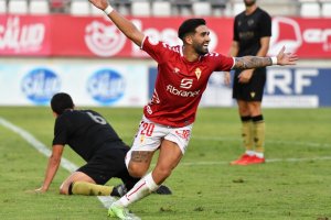 Dani García celebrando el primer gol con el Real Murcia.