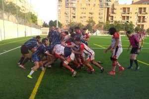 Primer sabor a victoria para el nuevo URA Playcar.